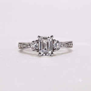 Anillo de Oro de 10K, Anillos de Moda, Anillo Alargado con Diamante Cultivado en Laboratorio de 3.64CT, Color E, Claridad VVS2, Anillo de Compromiso y Boda con Diamante Esmeralda - Product Image 2