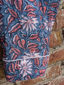 2026 Hot Selling Floral Garden Print Cotton <b>Pyjamas</b> Ladies Fashion Breathable Feature Nightwear Pajamas Set <b>For</b> Women - Product Image 3