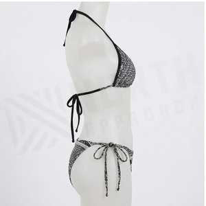 Conjunto de bikini de 2 piezas con estampado geométrico para mujer, cuello halter, parte inferior con lazo lateral, traje de baño elástico - Product Image 3