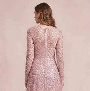 Robe de soirée longue en tulle à manches longues, ornée de sequins et de perles, de haute qualité, fabricant et fournisseur en gros - Product Image 2