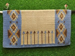 Manaal Enterprises Reya Couverture de selle western en laine de Nouvelle-Zélande, coussin supérieur en feutre Sensor Flex, taille 33 po L x 34 po W x 1 po d'épaisseur - Product Image 2