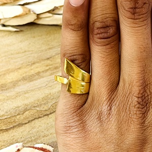 Top Choice High Demand Minimalist Abstract Band Ring Boho Brass Ring For Men 18k Gold Plated Smooth <b>Wrap</b> Wide Ring For Wholesale - Product Image 6
