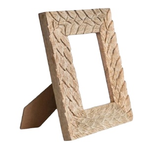 กรอบรูปไม้เนื้อแข็งกรอบไม้กรอบรูปสไตล์ยุโรปสุดสร้างสรรค์กรอบรูปสตูดิโอ - Product Image 1