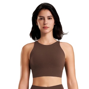 Sujetador deportivo de alto soporte para mujer con espalda cruzada ajustable y copas acolchadas para un rendimiento de máxima comodidad - Product Image 5