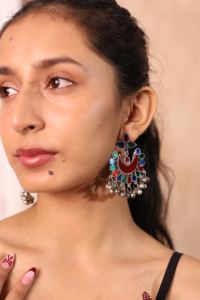 ต่างหูทรงพระจันทร์เสี้ยวหลากสีแบบเงินออกซิไดซ์พร้อมกังกรู |   ต่างหูสไตล์ชนเผ่า - Product Image 4