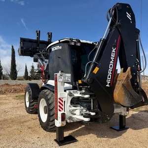 Retroexcavadora Hidromek de Servicio Pesado, Construida con una Estructura Resistente, Excelente Estabilidad, Velocidad de Carga Rápida y Máxima Productividad - Product Image 6
