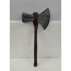 Hacha de metal de doble filo de 24 pulgadas con mango envuelto en cuero para cosplay y coleccionables, artículos de guerra de Marvel para decoración - Product Image 2