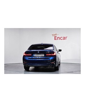 บีเอ็มดับเบิลยู ซีรีส์ 3 รุ่น 320i ปี 2021 รุ่น Luxury พวงมาลัยซ้าย เกียร์อัตโนมัติ มาตรฐานไอเสียยูโร 5 พร้อมกล้องมองหลัง ระยะทาง 45,033 กม. - Product Image 4