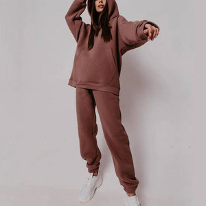 ชุดวอร์มผู้หญิงไซส์ใหญ่ ดีไซน์ล่าสุดสำหรับฤดูหนาว ราคาขายส่ง ชุดวอร์มใส่สบายสำหรับผู้หญิง - Product Image 1