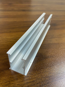 Structure de montage photovoltaïque en aluminium de 300 mm de longueur pour support de toit en métal trapézoïdal - Product Image 4