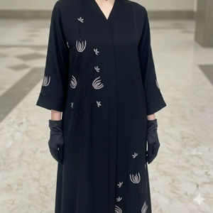 Vestido Musulmán Burkha de Diseño con Bordado de Hojas, Hecho a Mano, con Pañuelo Islámico Dupatta, Abaya de Lujo, Hiyab Recto - Product Image 1