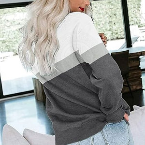 Sudadera personalizada para mujer, de cuello alto, estilo oversized, con ribetes y dobladillo en contraste, de tejido grueso tipo felpa. - Product Image 4