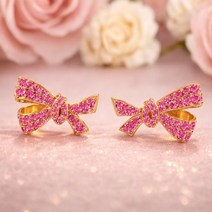 Pendientes de plata de ley 925 con diseño de lazo y circonita cúbica hechos a mano para mujer - Product Image 1