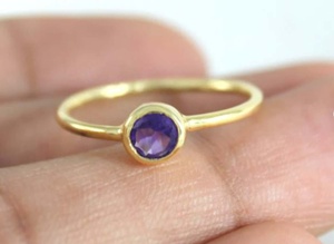 Amatista púrpura Natural de 5mm, anillo de oro amarillo de 14k sólido redondo, fabricante de joyería - Product Image 2