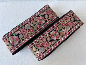 Ribete de encaje bordado floral tradicional de lujo sobre base negra para vestidos de novia, bordes de sari, decoración de prendas y uso en alta costura - Product Image 4