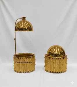 Plat de service de luxe en métal finition miroir doré avec couvercle en dôme et lampe chauffante – Plat de maintien au chaud haut de gamme pour hôtels - Product Image 1