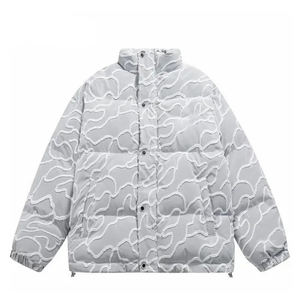 Veste matelassée d'extérieur chaude et résistante avec isolation matelassée, matériau résistant à l'eau et doublure douce pour l'hiver - Product Image 1