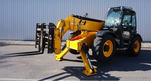 Chariot télescopique JCB de haute qualité à moteur diesel 540-140 / 540-140 Hi-Viz 14 m 1200 kg - Product Image 4