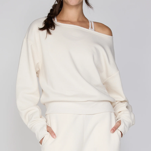 Nueva Sudadera de Lana con Cuello Redondo y Hombros Descubiertos Estilo Sorority para Mujer, Ecológica, con Logotipo Personalizado, Estampado Oversize y Lavado Ácido - Product Image 4