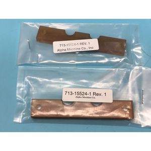 2 LAM 713-015524-001 Abrazadera de paso para cable RF - Equipo y piezas de semiconductores de confianza de marca global - Product Image 1