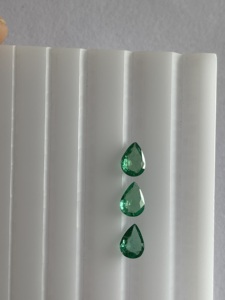 7x5 mm, Esmeralda Natural Corte Pera, Cristal Limpio, Transparente, Alta Calidad, Juego de Esmeraldas Pera Brillantes, Sueltas, 1.31 quilates, 3 Piezas - Product Image 1