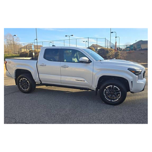 Toyota Tacoma TRD Sport 2024, Doble Cabina, 4x4 - Product Image 3
