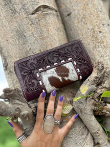 Pochette en cuir véritable style western avec fourrure et motifs gravés, sac à main pour femme, vente chaude, élégant, portefeuille unique en cuir gravé - Product Image 2