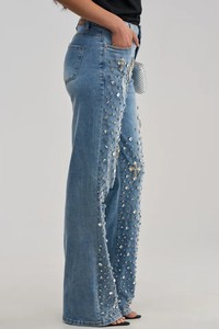 Splendid Apparel - Jeans de mezclilla bohemios con tachuelas y efecto desgastado, de pierna ancha, cintura alta, ajuste holgado, largo completo, azul vintage, color liso para mujer - Product Image 3