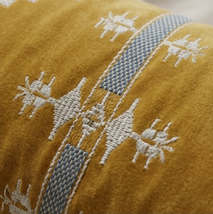 Cojín Largo Amarillo Terracota y Crema con Patrón Geométrico, Cojín Decorativo para Sala de Estar, Sillón y Sofá, 120x29 CM - Product Image 4