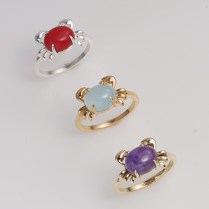 Anillo de cangrejo de latón para mujer Moku Jewellery con cabujón de amatista y engaste de garras, ajustable, inspirado en el océano, glamuroso, anillo de piedra de nacimiento de febrero - Product Image 2