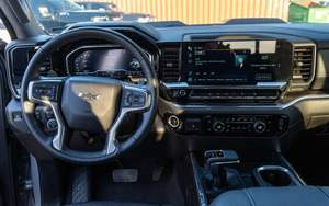 MINT RHD/LHD 2024 Chevroletz Silverado K1500 LT Trail Boss 4WD - Product Image 2