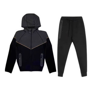 Ensemble de survêtement décontracté pour homme avec sweat à capuche zippé, pantalon à cordon en coton tricoté à motif imprimé, idéal pour l'été et les loisirs - Product Image 1