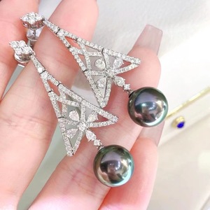 Fabricant en gros, boucles d'oreilles pendantes en perles naturelles de 4-5 mm, style étoile, tissées à la main avec boîte cadeau - Product Image 4