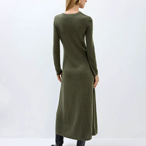 เดรสไหมพรมสีเขียวมะกอกเข้มทรงเอ สไตล์ลำลอง แขนยาว ใส่ได้ทุกวัน ใส่ทำงานได้ ยืดหยุ่นได้  สำหรับผู้หญิง - Product Image 2