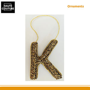 Adornos Festivos Colgantes con Cuentas en Forma de Letra K Bordadas a Mano, Disponibles Ampliamente, Decorados por Ambos Lados, para Decoración del Hogar - Product Image 4