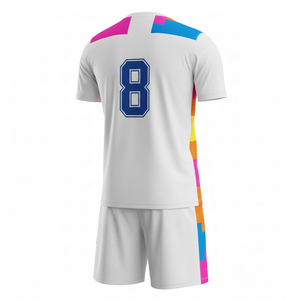 ชุดฟุตบอลซับลิเมชั่นคุณภาพสูงสำหรับผู้ชาย ระบายอากาศได้ดี ผลิตจากโพลีเอสเตอร์ 100% แห้งเร็ว ชุดฝึกซ้อมครบชุด สำหรับทีมสโมสร - Product Image 2