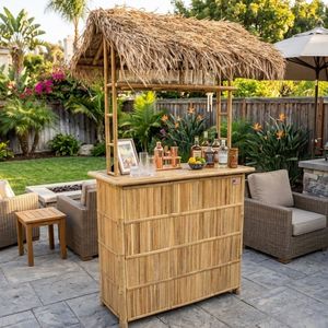 Bar en bambou artisanal le plus vendu avec toit pour jardin tropical, patio et espaces de divertissement en plein air - Product Image 1