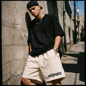 กางเกงขาสั้นผ้าอ๊อกซ์ฟอร์ดสีเบจสำหรับผู้ชาย ซิปหน้า สกรีนโลโก้ได้ สไตล์ลำลอง สตรีทแวร์ ฤดูร้อน โพลีเอสเตอร์ 100% สีพื้น - Product Image 4