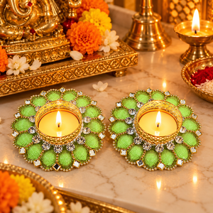 Ensemble de 2 porte-bougies décoratifs pour bougies chauffe-plat |   Porte-diya floraux verts pour la décoration de Diwali, la décoration de la maison et la Pooja - Product Image 2
