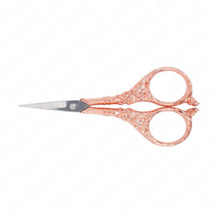 Ciseaux à broder premium avec manche décoratif à motif rose, lame tranchante et étui de protection imprimé, logo personnalisé - Product Image 4