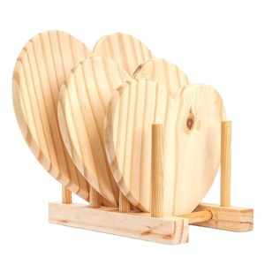 Planche à découper en bois d'acacia avec structure aux huiles naturelles pour une résistance à l'eau et des motifs de grain uniques pour la découpe quotidienne - Product Image 3