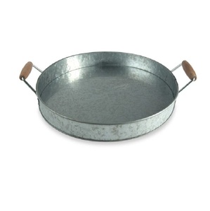 Plateaux de service classiques en métal galvanisé, écologiques, compatibles lave-vaisselle, avec poignées en bois, forme personnalisée, décoration décorative pour la maison - Product Image 3