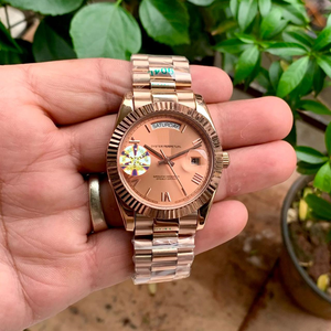 นาฬิกาผู้ชายขนาด 41 มม. สีโรสโกลด์ รุ่นลิมิเต็ดอิดิชั่น ระบบกลไก ตัวล็อคแบบซ่อน คุณภาพสูง หน้าปัดสีโรสโกลด์เข้าชุด ตัวเลขโรมัน - Product Image 3