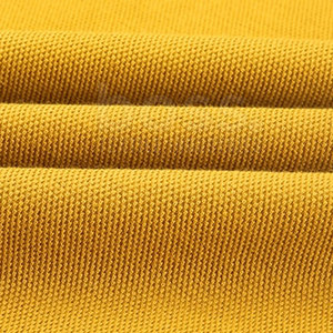 Polo léger pour homme avec tissu à séchage rapide, idéal pour les activités sportives et les activités de plein air. - Product Image 6