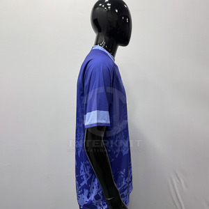 Uniforme de Fútbol Personalizado de Fábrica con el Último Diseño, Material de Poliéster Transpirable de Alta Calidad - Product Image 3