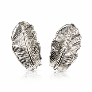 Pendientes de Plata con Baño de Rodio en Forma de Pluma, Pendientes de Hoja Texturizados de Moda para Mujer - Product Image 1