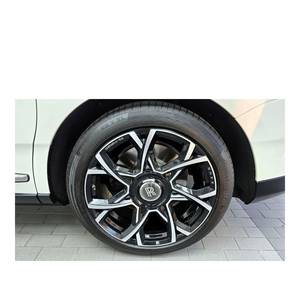 Rolls-Royce Cullinan 2023/5, 6.7 V12, Caja de Cambios Automática, 12,913 km, Volante a la Izquierda, Emisión Euro V, 5 Plazas - Product Image 5