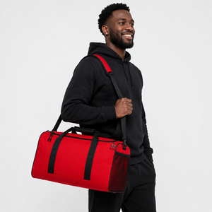 Bolsa Deportiva Roja con Asas Negras y Bolsillo Lateral de Malla para Uso en el Gimnasio, Regalia Masónica de la Hermandad de la Fraternidad - Product Image 1