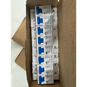 เบรกเกอร์วงจรไฟฟ้ากระแสตรงและกระแสสลับ MuscleGrid Heavy Duty 125A สำหรับโครงการ DIY และแบตเตอรี่ลิเธียม-ระบบจัดการแบตเตอรี่ (BMS) - Product Image 2