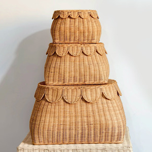 กล่องใส่เครื่องประดับทรงสแกลลอป ทำจากหวายธรรมชาติ มีฝาปิด  พร้อมป้ายและดีไซน์สั่งทำพิเศษ กล่องสาน - Product Image 3